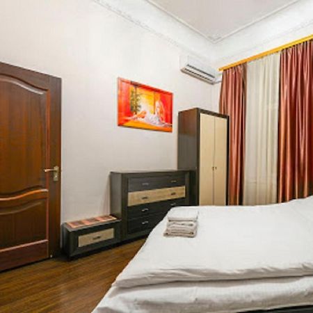 Apartment Mala Zhytomyrska 16 Kiev Esterno foto