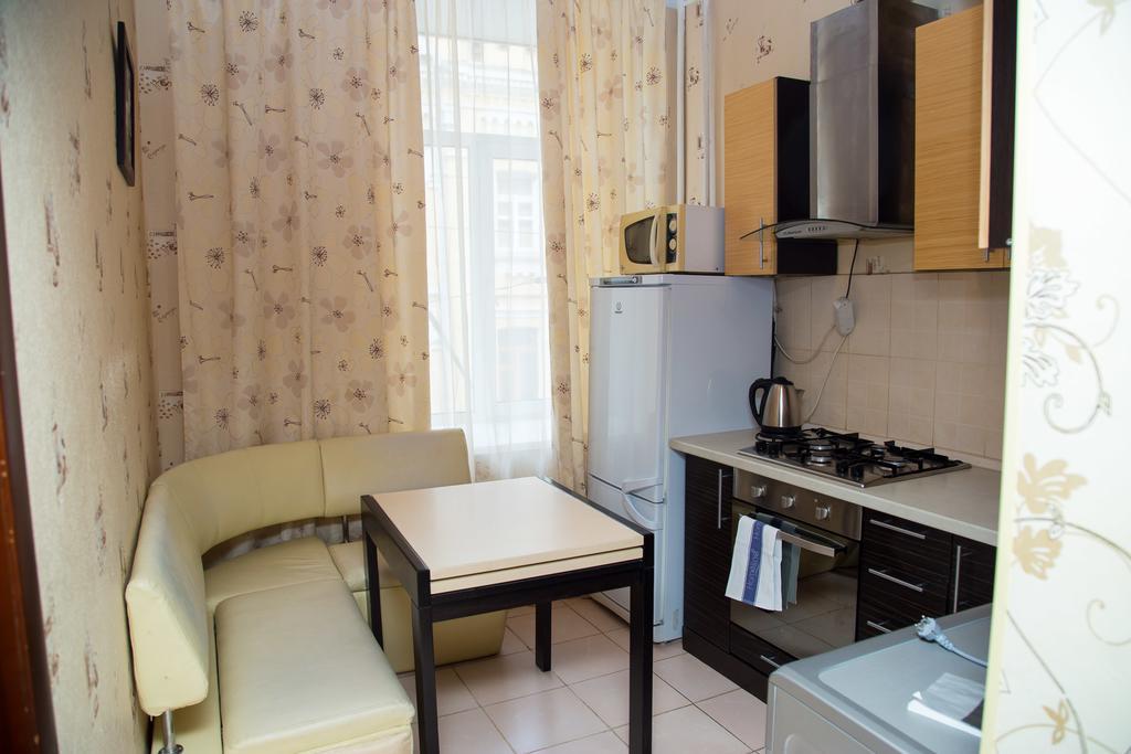 Apartment Mala Zhytomyrska 16 Kiev Esterno foto