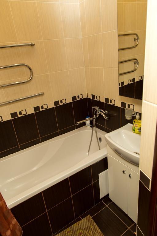Apartment Mala Zhytomyrska 16 Kiev Esterno foto